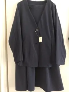 ロングスカートスーツ