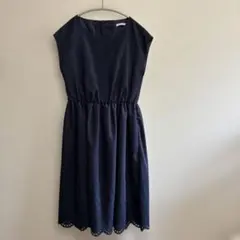 テチチ　スパンボイル裾刺繍ワンピース♪ネイビーMのサムネイル