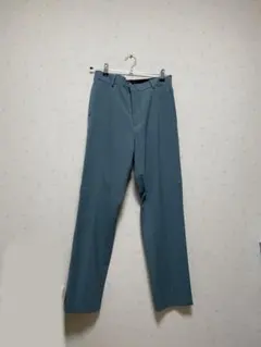 H&M センタープレス　スラックス　グリーンのサムネイル
