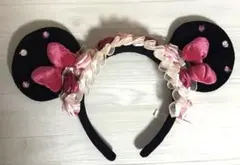 ミニーマウス　カチューシャ 花飾り 黒 薔薇　レース