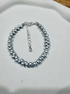 ハンドメイド ビーズブレスレット シルバー系