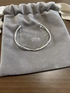 ete レイヤード バングル ペタルチェーンのサムネイル