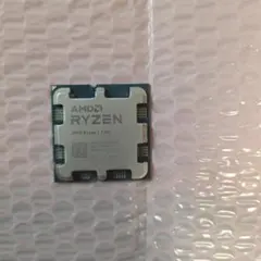 AMD Ryzen 7 7700 CPU 本体