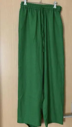 ユナイテッドアローズ　グリーンパンツ　Ｓ