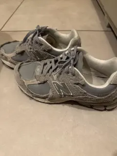 New Balance 2002rグレー スニーカー