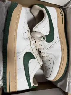 Nike Air Force 1 ホワイト/グリーン