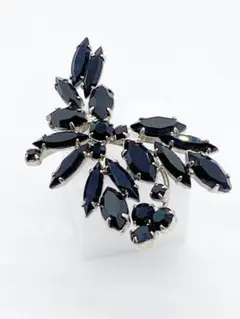 Item thumbnail for item a6dc0272-7672-4030-81cb-b43d0b1a58b8