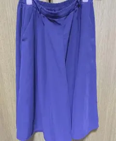 ガウチョパンツ　紺色　ネイビー　ガウチョ　GU