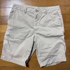 UNIQLO ベージュ　チノパンハーフパンツ