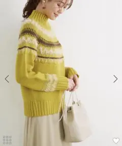 ロペピクニック ラメフェザー求心ニットプルオーバー マスタードイエロー 38