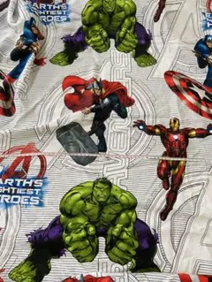 マーベル　スパイダー　アイアンマン　シーツ生地　135×220 （25×25）