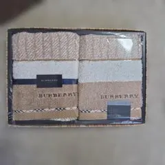 バーバリー　フェイスタオル2枚　新品