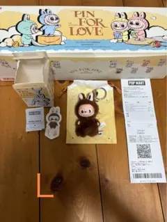 POP MART PIN FOR LOVE Labubu『L』