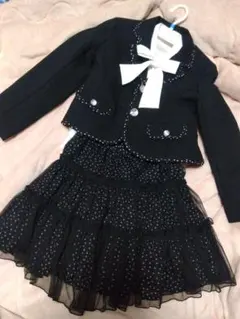 フォーマルブラックジャケットとフリルスカートセット