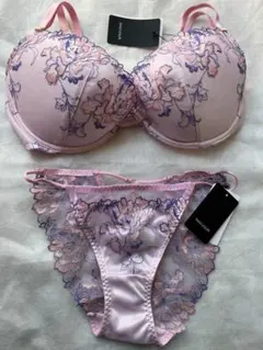 2026年最新】Ravijour 下着・アンダーウェアの人気アイテム - メルカリ