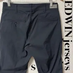 Item thumbnail for item 8ed954c1-d0f3-47ad-b055-0548b927f9ee