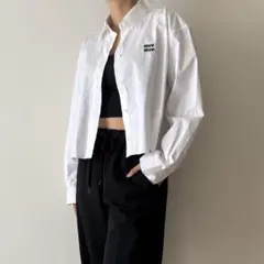 miu miu クロップド丈 長袖シャツ ホワイト サイズ42 - メルカリ