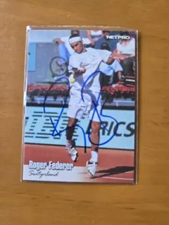 ロジャーフェデラー　直筆サイン入りボールRoger Federer signed メルカリ