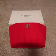 Givenchy レッド キルティングポーチ
