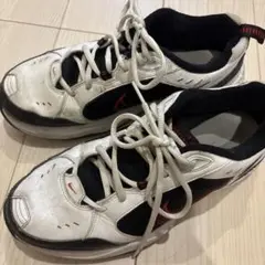 NIKE AIR MONARCH 27.5