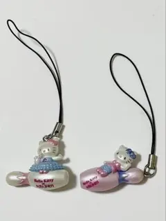 ROUND1 × HelloKitty ストラッピン 2種類 ストラップ キティ
