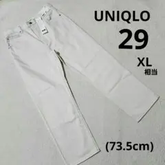 新品【ユニクロU 】レギュラーフィットストレートジーンズ　3,990円+税