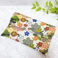 御朱印帳ケース和柄 四季の花々×緑×金彩 ハンドメイド