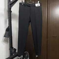 ユニクロ ウォームスマートパンツ 黒