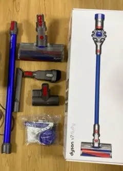 Dyson（ダイソン）コードレス掃除機 V8 Slim Fluffy 付属品 - メルカリ