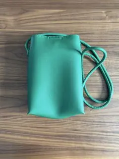ショルダーバッグ　カバン　緑　グリーン