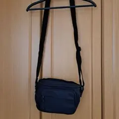 ショルダーバッグ ブラック