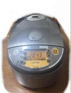 【最終値下げ】象印 一升炊き 圧力IH 炊飯機　NP-NY18型のサムネイル