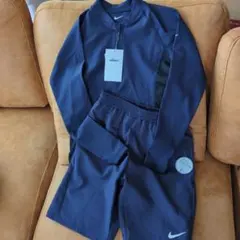 新品未使用)NIKE SWIM！ロゴ入り水着！上下セット140cm定価7700円