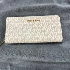 マイケルコース 長財布