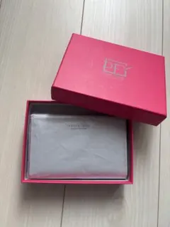 FOREVER YOUNG ミニ財布 グレー 専用箱付き