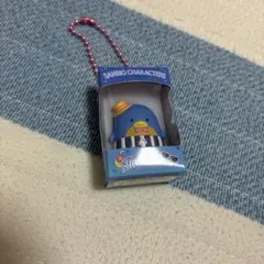 タキシードサム　サンリオチョコボックス　日焼け