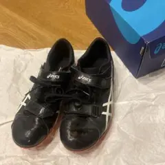 asics スパイクシューズ ブラック/オレンジ