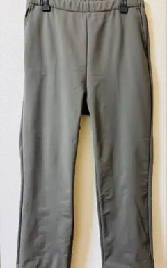 裏起毛　グレー スラックス ゴムウエスト