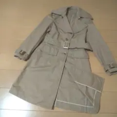 極美品 ヴィヴィアンウエストウッド 変形 トレンチコート 光沢カーキ