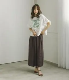 Lサイズ ギャザーフレアワイドパンツ　グローバルワーク