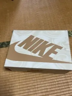 WMNS NIKE Air Jordan 1 HIGH OG ラテ