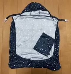 Combi mini 抱っこ紐ケープ　メッシュ　収納袋付き　UVカットのサムネイル