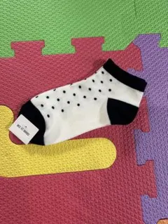 《新品未使用品》COMME CA ISM キッズ靴下 ドット柄 19-21cm