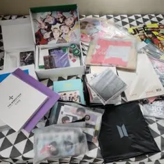 BTS グッズ まとめ売り グッズセット - メルカリ