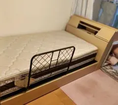 【取りに来てくださる方専用価格】セミダブルベッドフレーム フランフラン 取りに来てくださる方専用価格】セミダブルベッドフレーム フラン