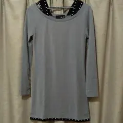 カットソー　グレー　スタッズ