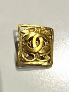 シャネル☆ヴィンテージ　イヤリング　片耳　ココマーク ロゴ　ゴールド　四角型