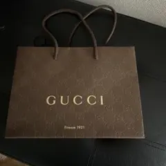 GUCCI ロゴ入り ブラウン紙袋