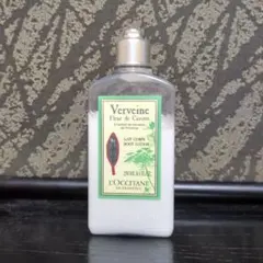 L'OCCITANE Verveine Fleurde Carotte250ml