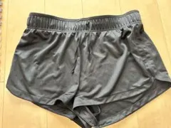 H&M SPORT ショートパンツ ブラック Lサイズのサムネイル